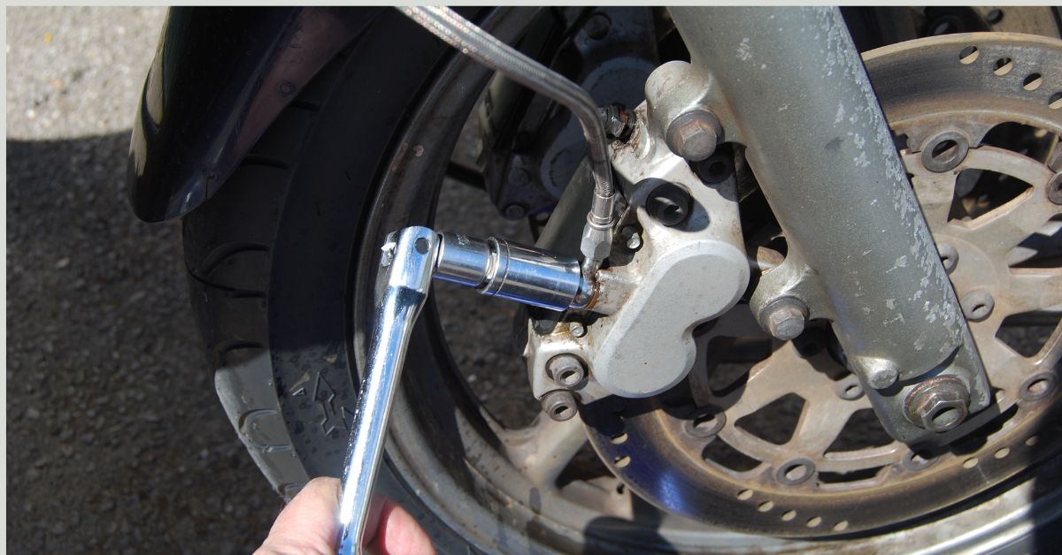 How to use a Brake Bleeder Kit