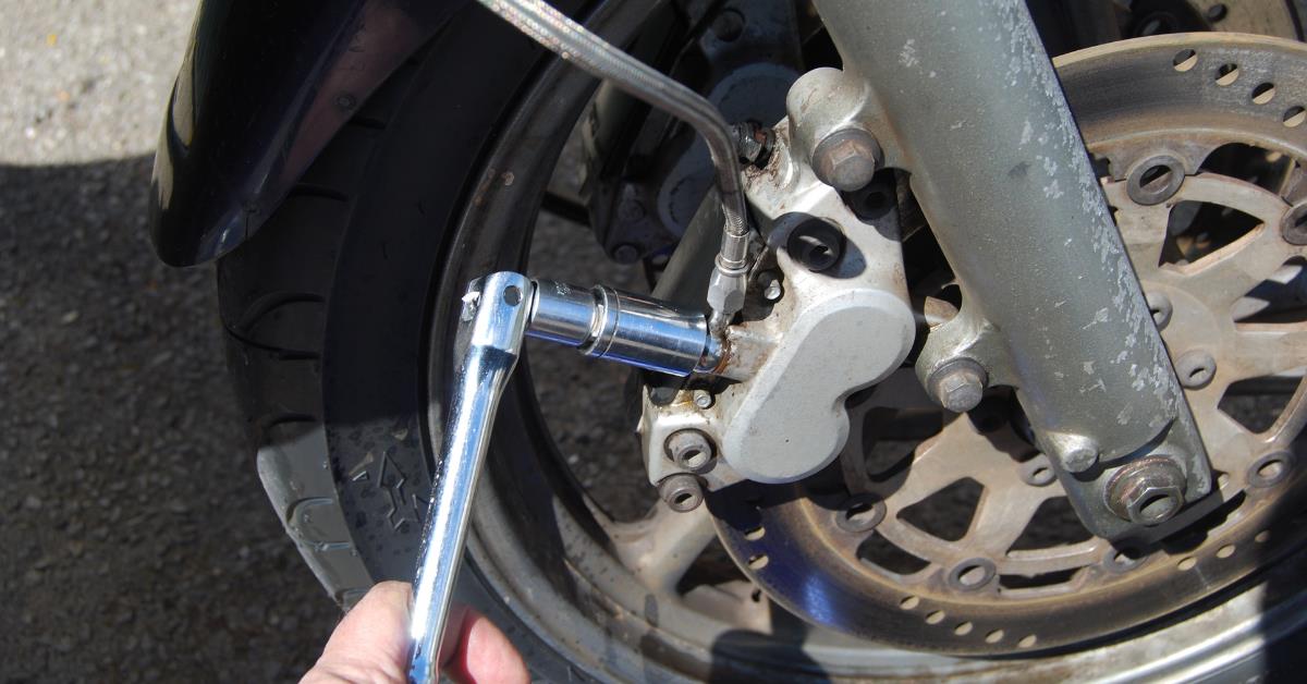 replacing motorbike brake hose