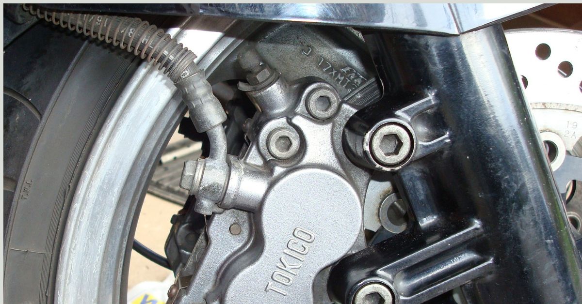 Rubber brake hoses need replacing